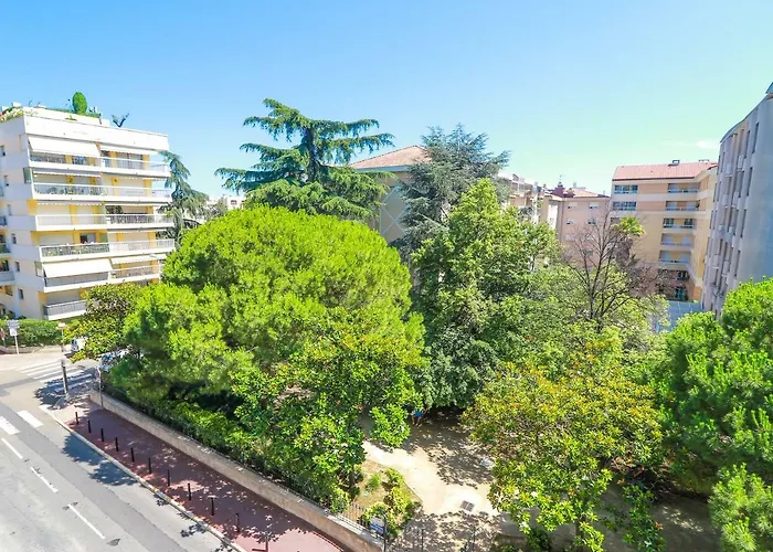 Apartment Park Cannes