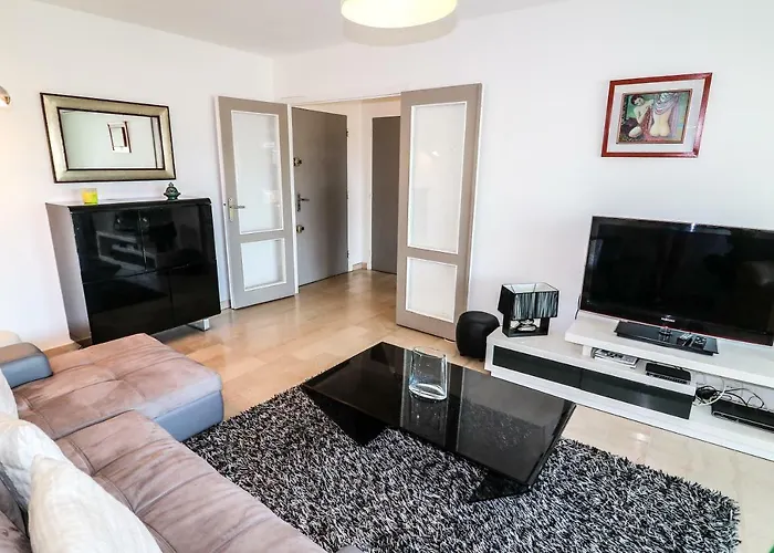 Park Apartment